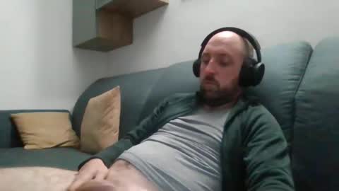 Luca online show from November 5, 8:55 pm