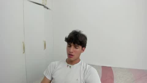 lucacosta19 online show from May 27, 1:57 am