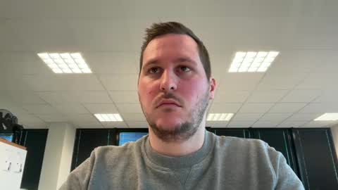 Snapshot of lucas1996_ chatting on December 20, 8:49 am Lucas online show from December 20, 8:49 am