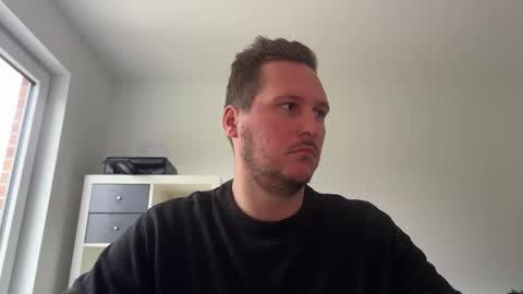 Snapshot of lucas1996_ chatting on October 31, 2:39 pm Lucas online show from October 31, 2:39 pm