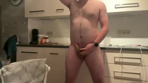 Snapshot of lucas1996_ chatting on January 9, 4:28 pm Lucas online show from January 9, 4:28 pm