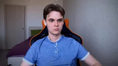 Lucas Gill online show from March 6, 6:19 am