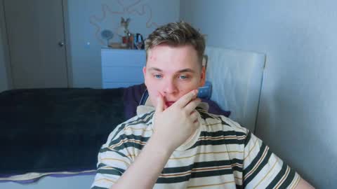 Lucas Gill online show from November 24, 3:38 am