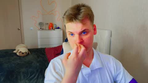 Lucas Gill online show from May 14, 10:57 am