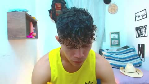 Snapshot of lucas_luxx1 chatting on September 15, 1:01 pm Lucas Luxx online show from September 15, 1:01 pm