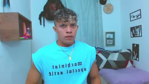 Snapshot of lucas_luxx1 chatting on October 6, 12:56 pm Lucas Luxx online show from October 6, 12:56 pm