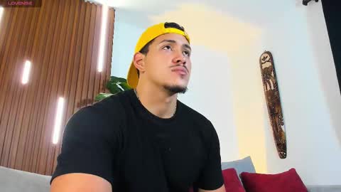 LUCA SANTOS online show from March 24, 4:07 am