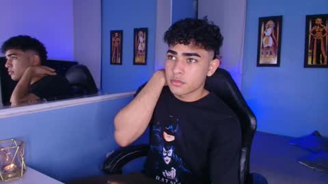 lucascarterr online show from September 10, 5:19 am