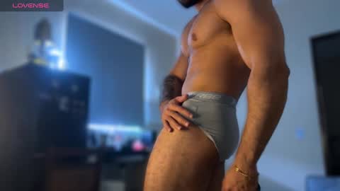 lucasfit24 online show from November 6, 2:09 pm