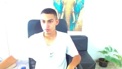 Lucas online show from April 12, 1:04 pm