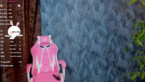 Snapshot of lucettagrant chatting on September 25, 4:58 pm Im Luce online show from September 25, 4:58 pm