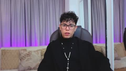 Lucho online show from April 14, 4:05 am