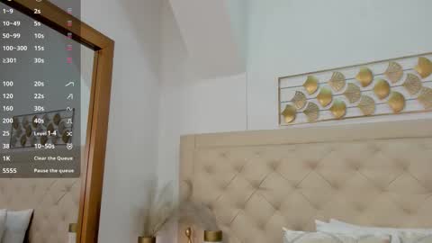 lucia_lorenz online show from January 13, 11:29 am