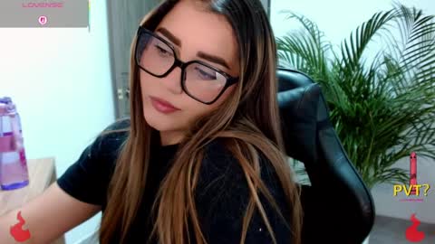 lucia star  online show from April 10, 11:31 pm