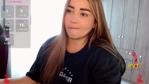 lucia star  online show from December 18, 7:09 pm