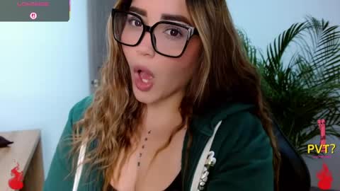 lucia star  online show from April 13, 5:50 pm