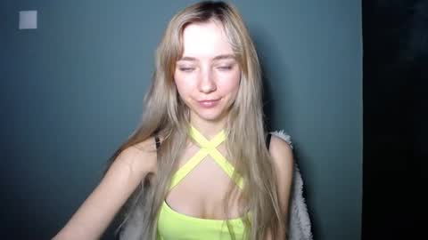 Lucy online show from December 15, 2:24 pm