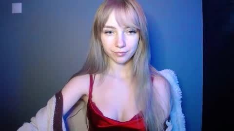 Lucy online show from January 10, 7:41 pm