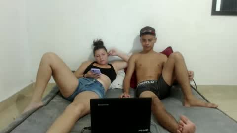 Snapshot of luciana_rober chatting on January 17, 1:15 am luciana_rober online show from January 17, 1:15 am