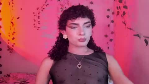 Lucy or Lucian 3 Come to my social Links3   online show from July 14, 5:23 am