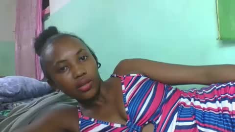 lucie196645 online show from April 20, 6:33 pm