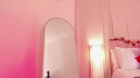     online show from October 31, 10:32 pm