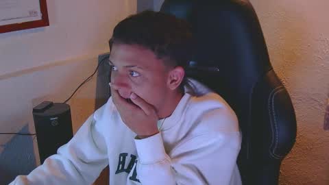 Lucien Gray  online show from September 30, 6:51 pm