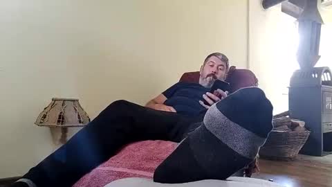 Snapshot of lucifergotharder chatting on October 12, 11:25 am Lucifergotharder online show from October 12, 11:25 am