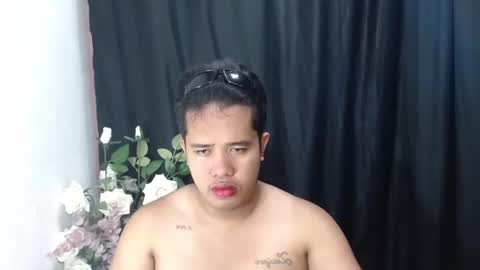 Luciferhotcum online show from March 1, 11:17 am