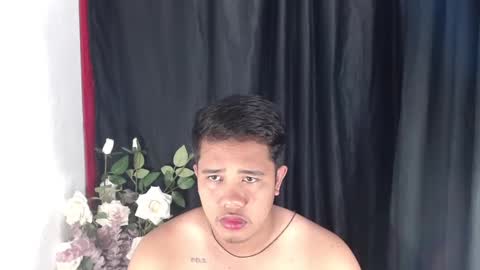 Luciferhotcum online show from February 23, 9:37 pm