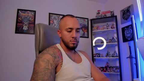 Snapshot of luck_spartans chatting on September 27, 9:34 pm Luck online show from September 27, 9:34 pm