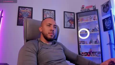 Snapshot of luck_spartans chatting on October 2, 6:50 pm Luck online show from October 2, 6:50 pm