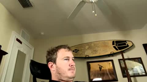 Snapshot of luckboy698 chatting on December 10, 5:11 pm luckboy698 online show from December 10, 5:11 pm