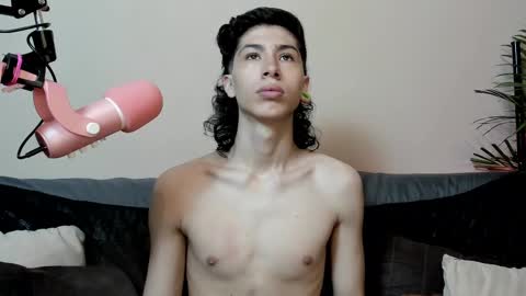 Noor online show from March 1, 6:21 pm