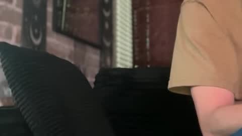 lucky_bme online show from April 21, 12:25 am