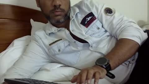 Snapshot of luckyfinalone chatting on October 18, 12:04 am luckyfinalone online show from October 18, 12:04 am