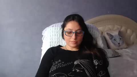 Snapshot of luckylinda23 chatting on October 3, 10:56 am luckylinda23 online show from October 3, 10:56 am
