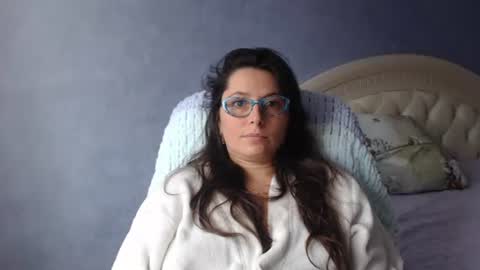 Snapshot of luckylinda23 chatting on October 18, 11:14 am luckylinda23 online show from October 18, 11:14 am