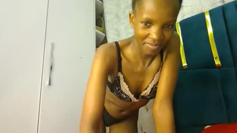 brielle online show from December 18, 9:32 pm