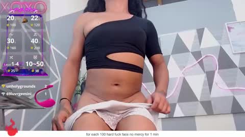 lucy_dirty28 online show from September 23, 2:05 am