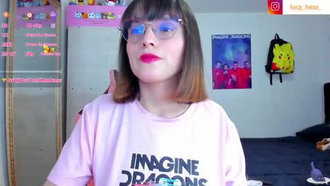 Snapshot of lucy_hess_ chatting on October 21, 8:01 pm Lucy online show from October 21, 8:01 pm