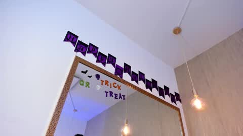 Lucy online show from October 24, 3:46 pm