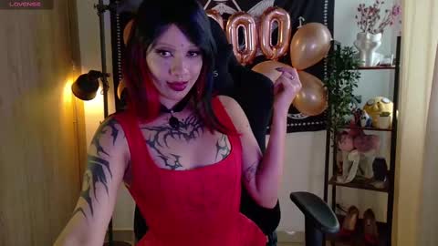 lucy meoww online show from February 13, 9:39 pm