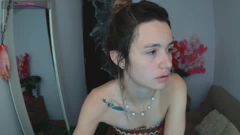 Snapshot of lucy_priincess chatting on October 12, 9:27 pm lucy online show from October 12, 9:27 pm