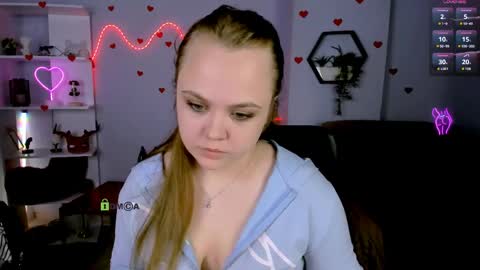 lucy online show from May 18, 4:18 am