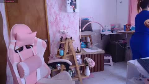 Lucyana Silva online show from August 4, 4:58 pm