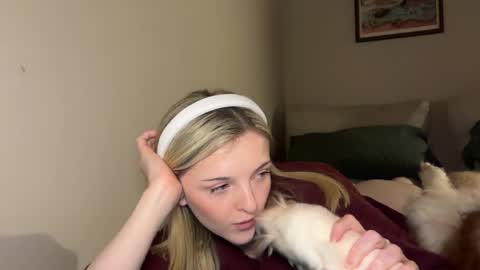 Lucy online show from April 11, 11:09 pm