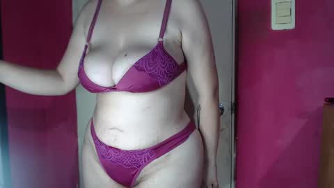 Lucy online show from February 4, 2:17 am