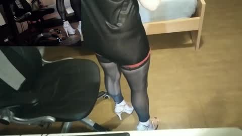 Snapshot of lucylunn chatting on January 18, 2:47 am LucyLun online show from January 18, 2:47 am