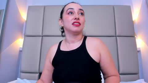 Lucy online show from July 6, 3:14 pm